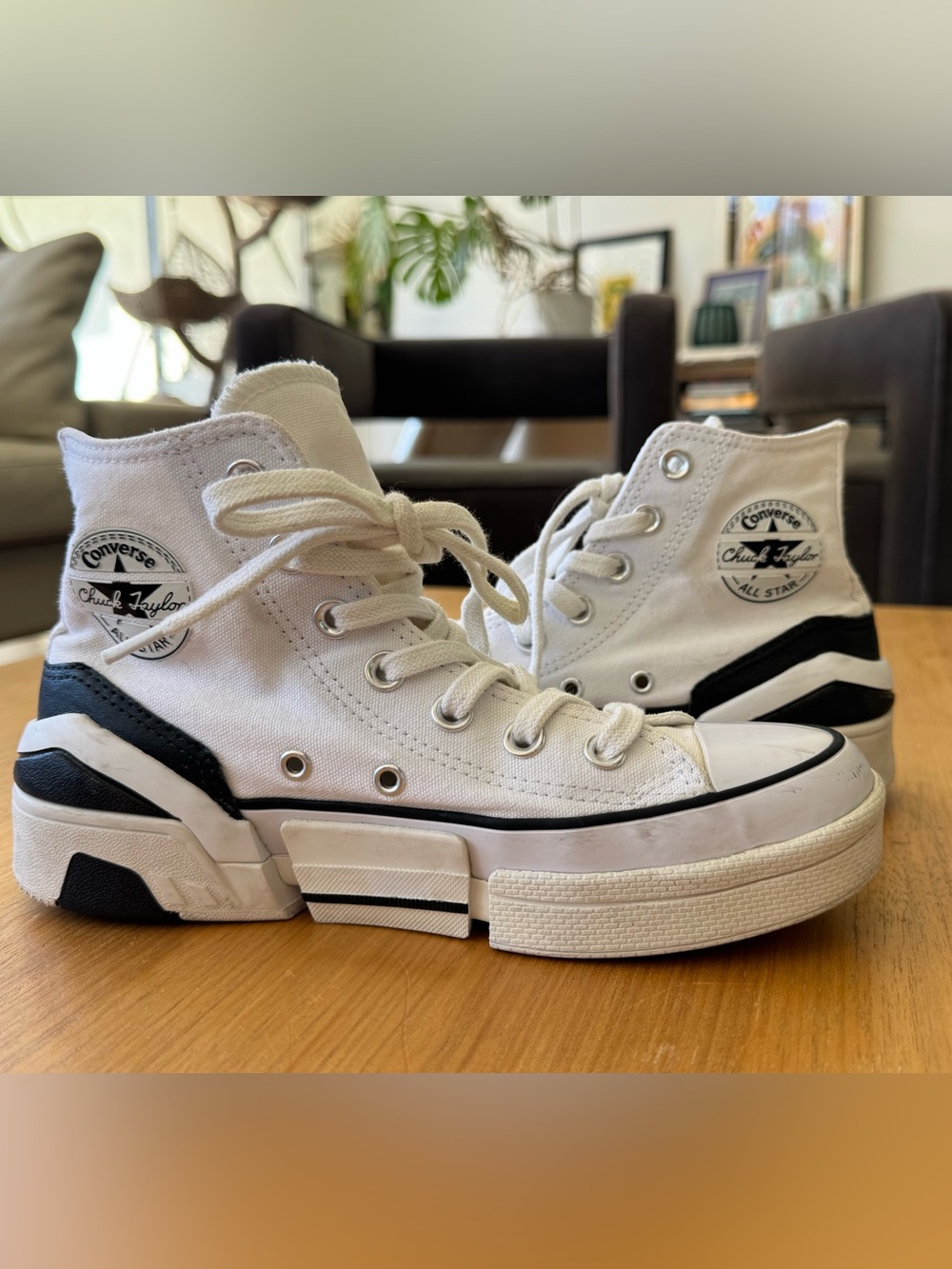Converse Chuck Taylor Chucks White and Black Platform High-Top Sneakers size 5.5